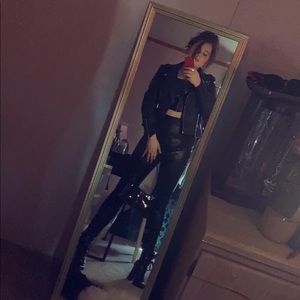 Meet your Posher, Mia